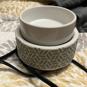 Candle, warmer/wax melt warmer